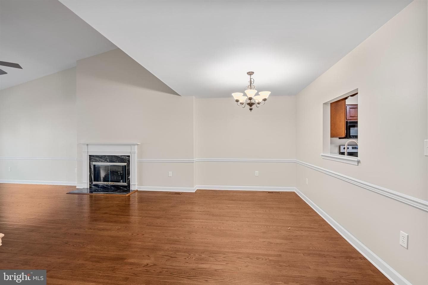1175 S Washington Street #18 photo 3