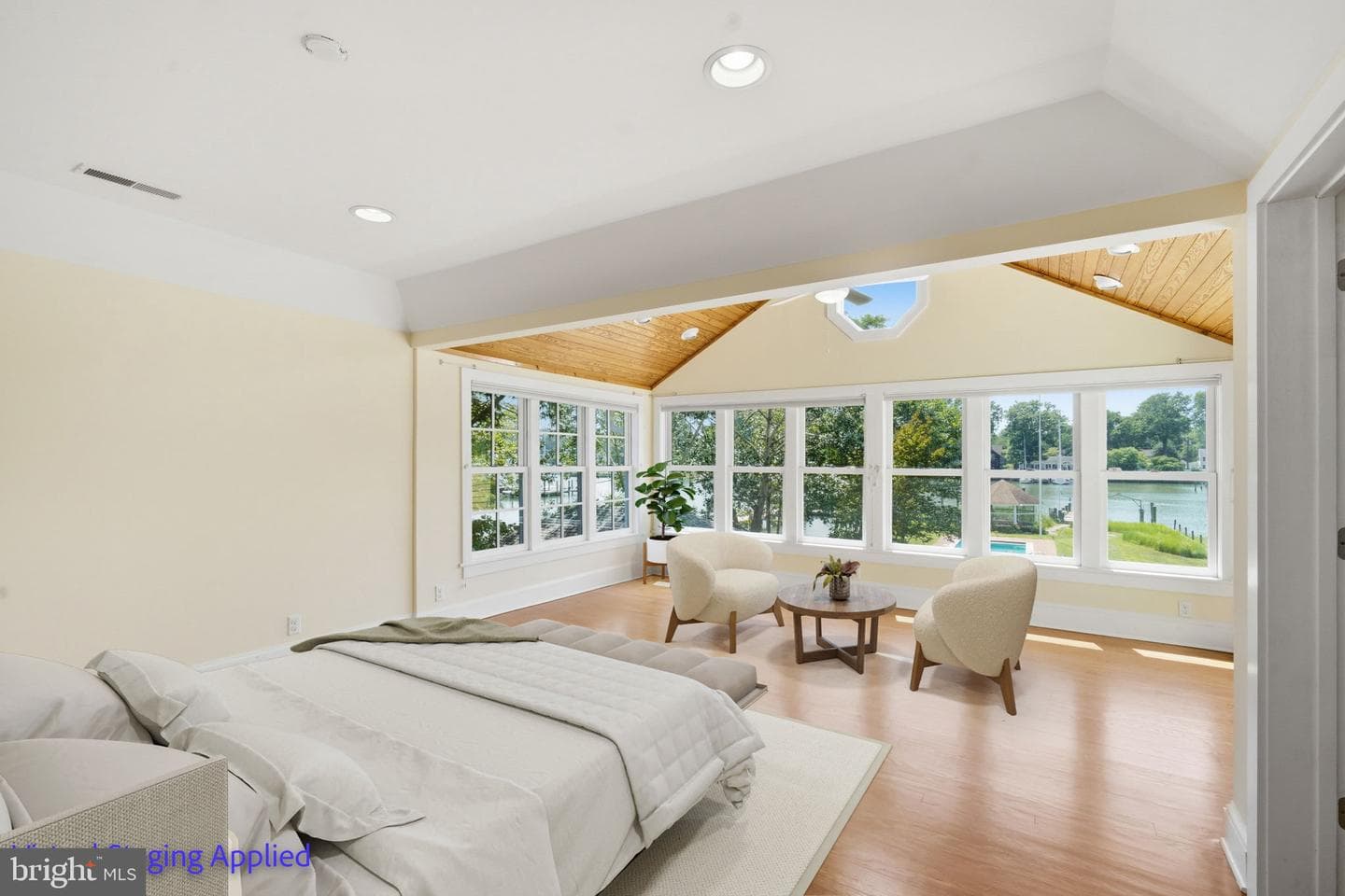 104 Myrtle Street photo 28