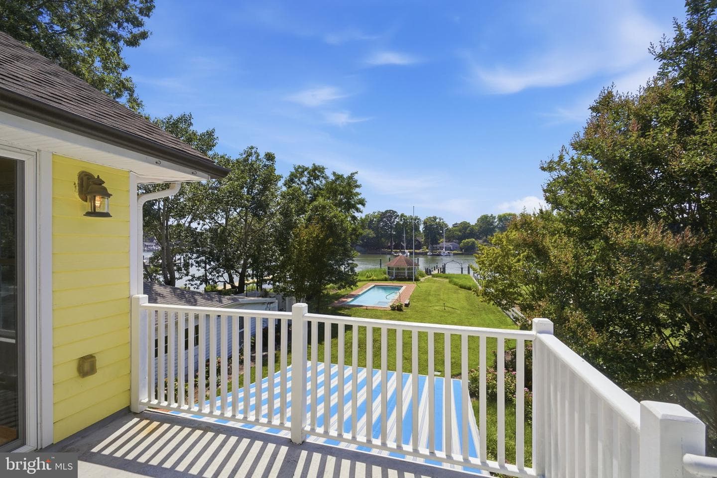 104 Myrtle Street photo 32