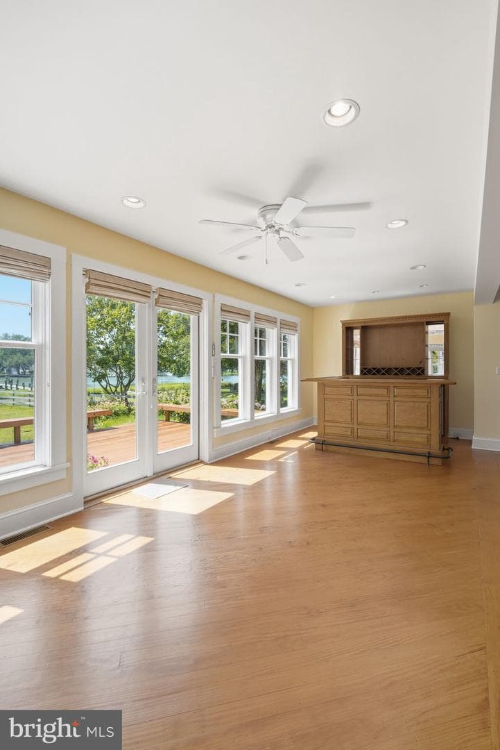 104 Myrtle Street photo 48