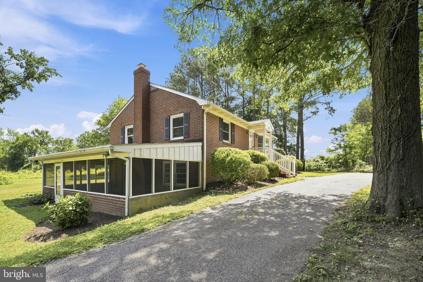 29328 Dutchmans Lane photo 3