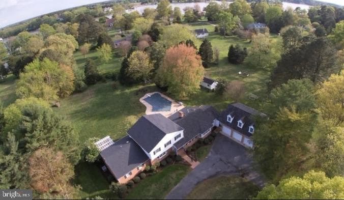 28091 Oaklands Circle photo 4