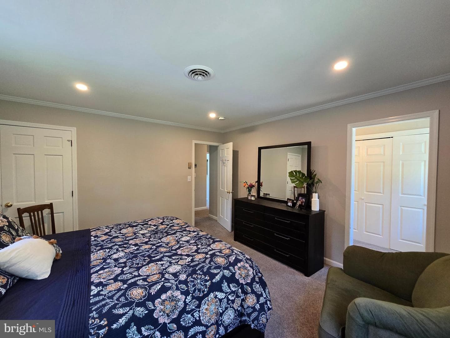 28091 Oaklands Circle photo 57
