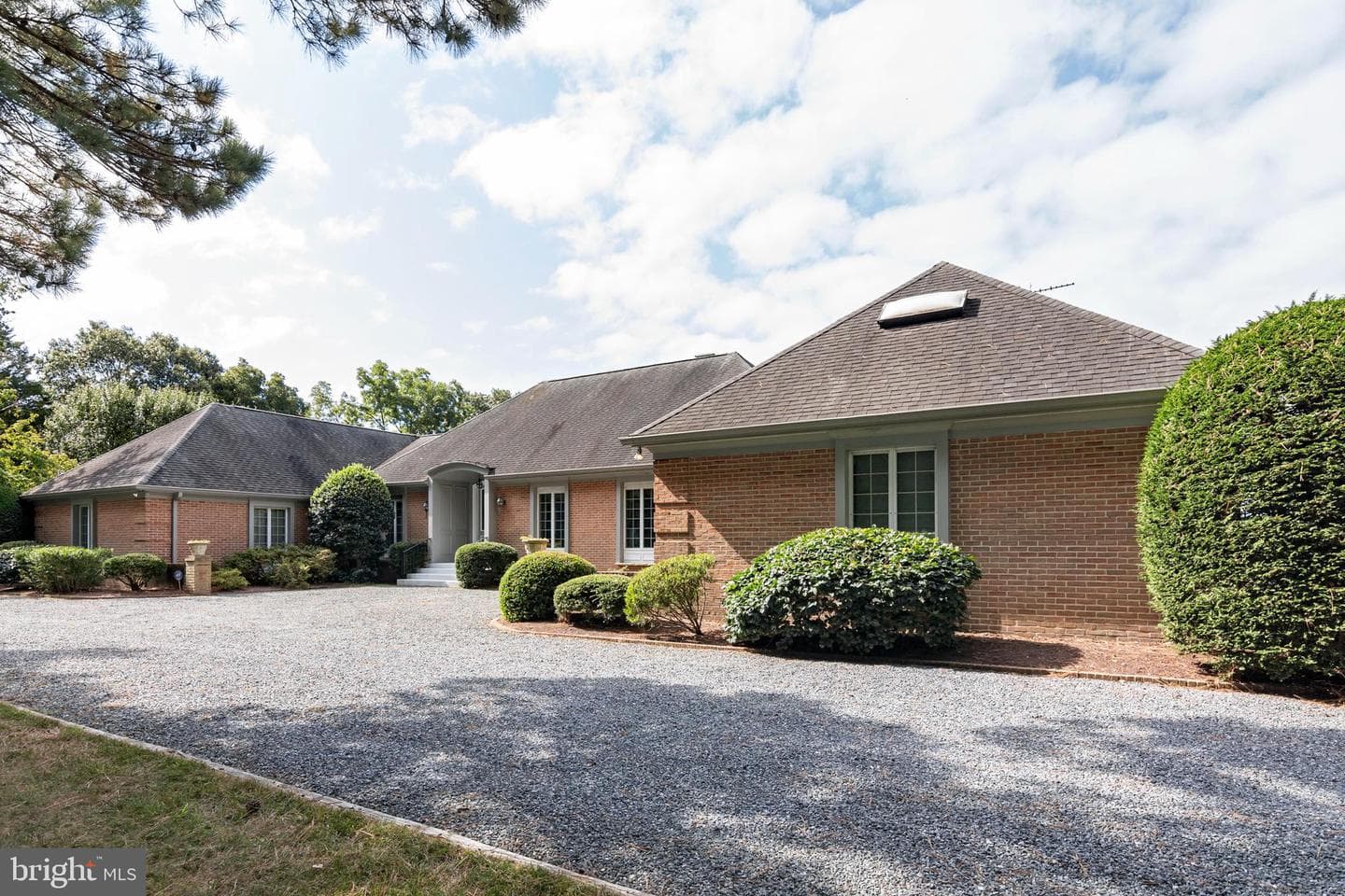 9338 Bantry Road, Easton