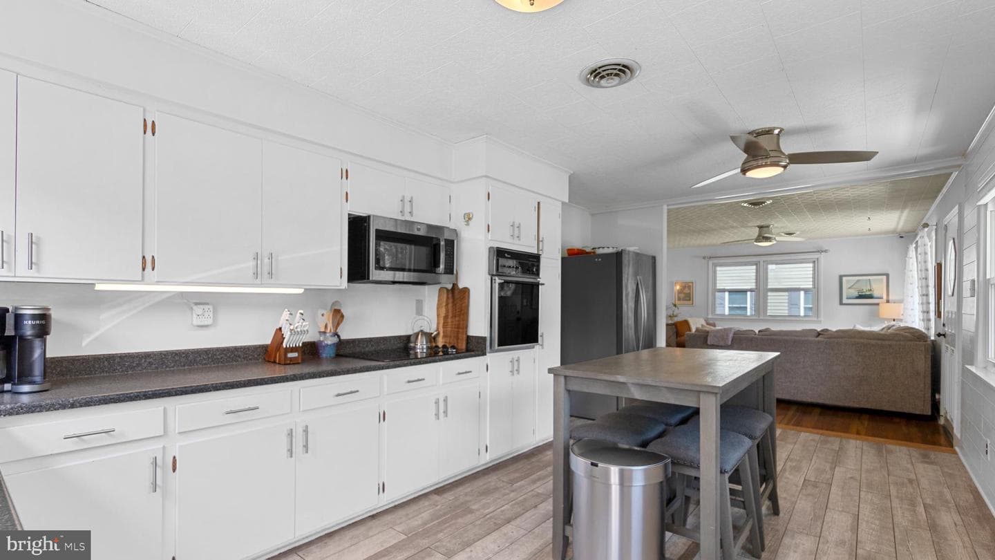 104 Sycamore Avenue photo 5