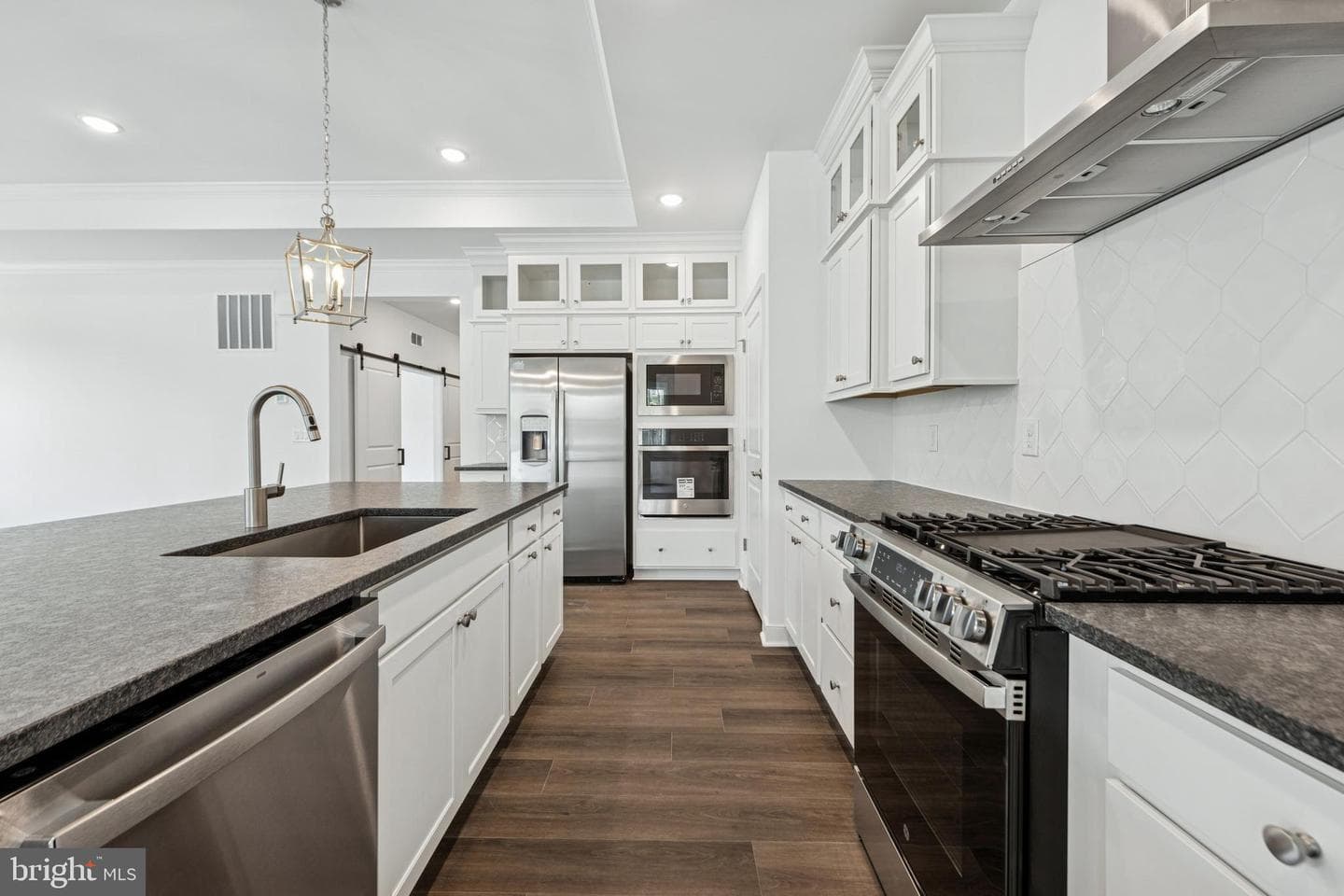 29347 Blackiston Street photo 6