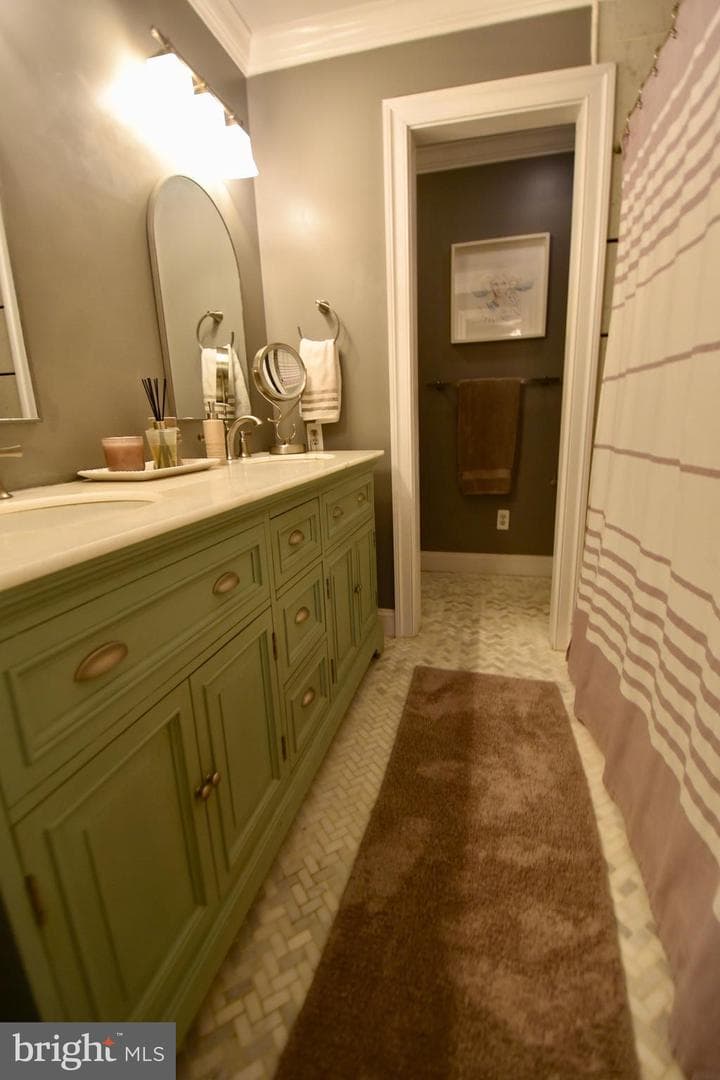 11 Londonderry Drive photo 29