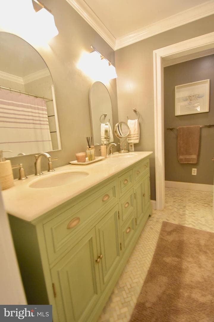 11 Londonderry Drive photo 34