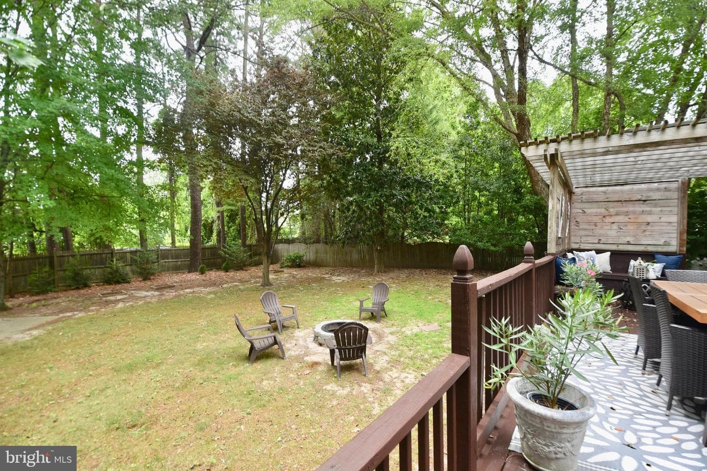 11 Londonderry Drive photo 44