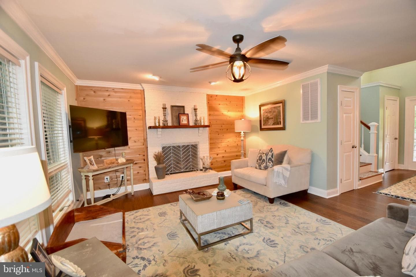 11 Londonderry Drive photo 9