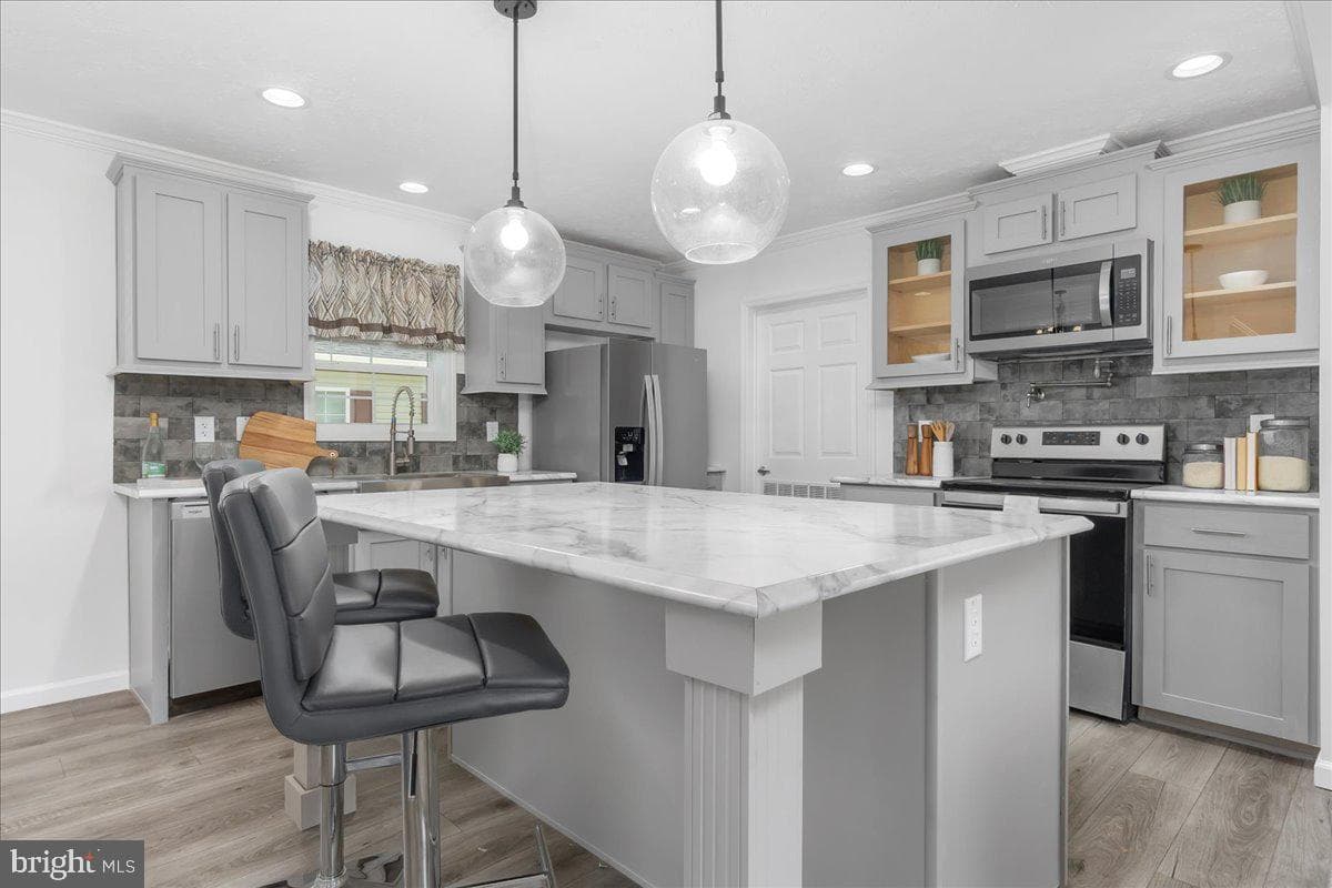 1361 Connecticut Avenue photo 13
