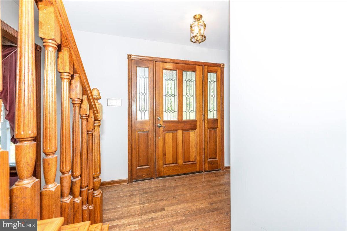 4 Shifflett Place photo 10