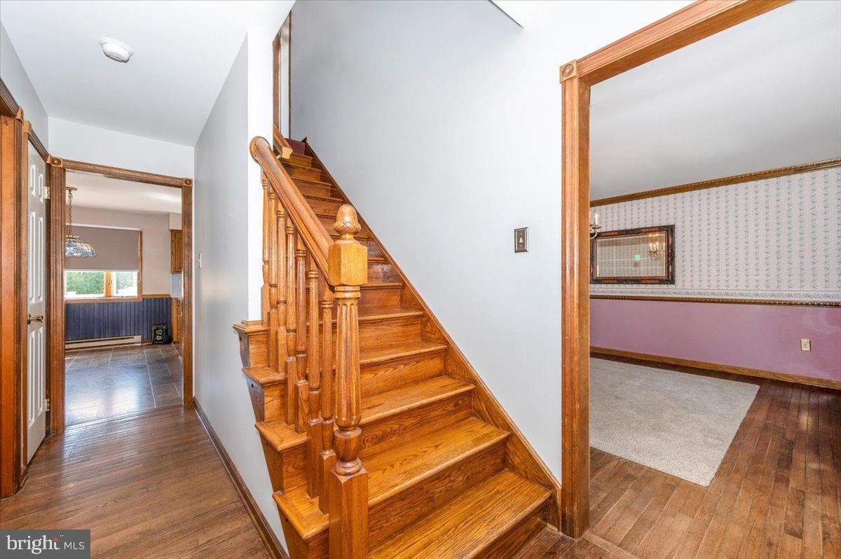 4 Shifflett Place photo 12