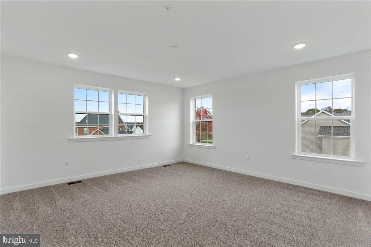 13710 Pulaski Drive photo 32