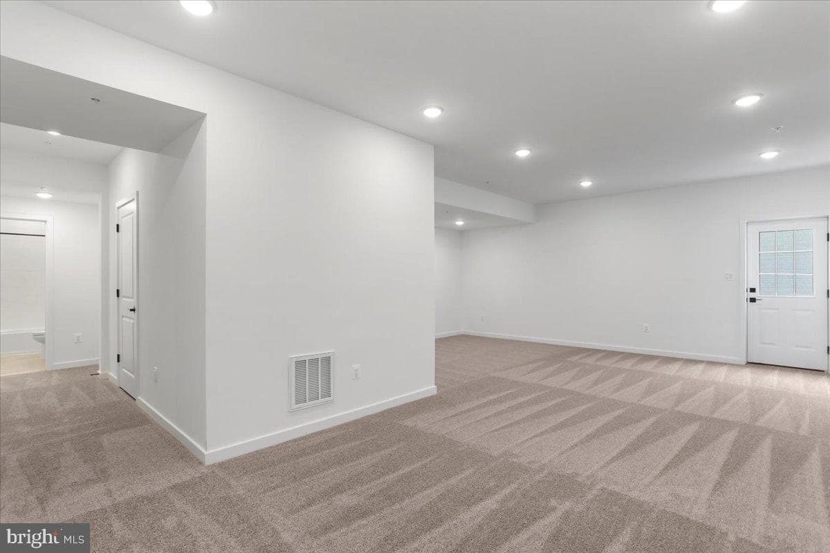 13710 Pulaski Drive photo 40