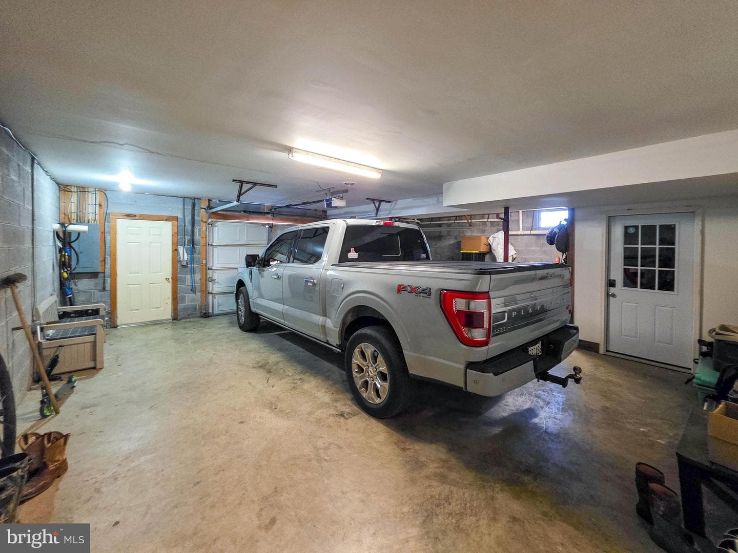 14637 Bain Road photo 38