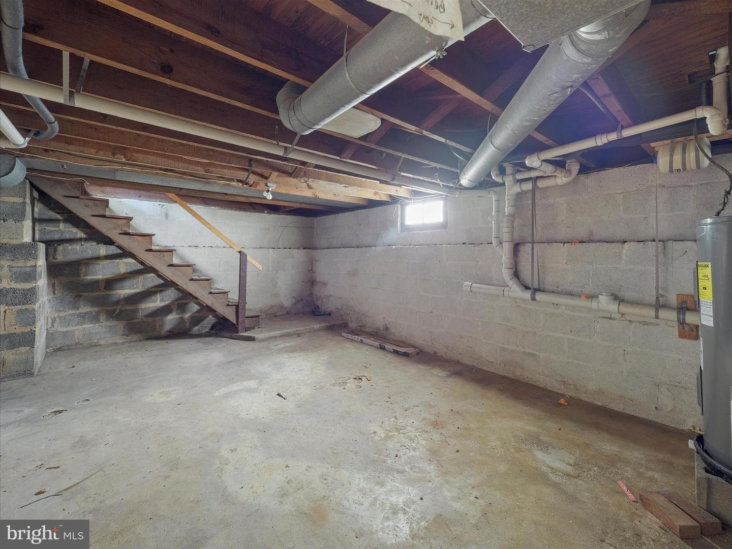 541 Guilford Avenue photo 18