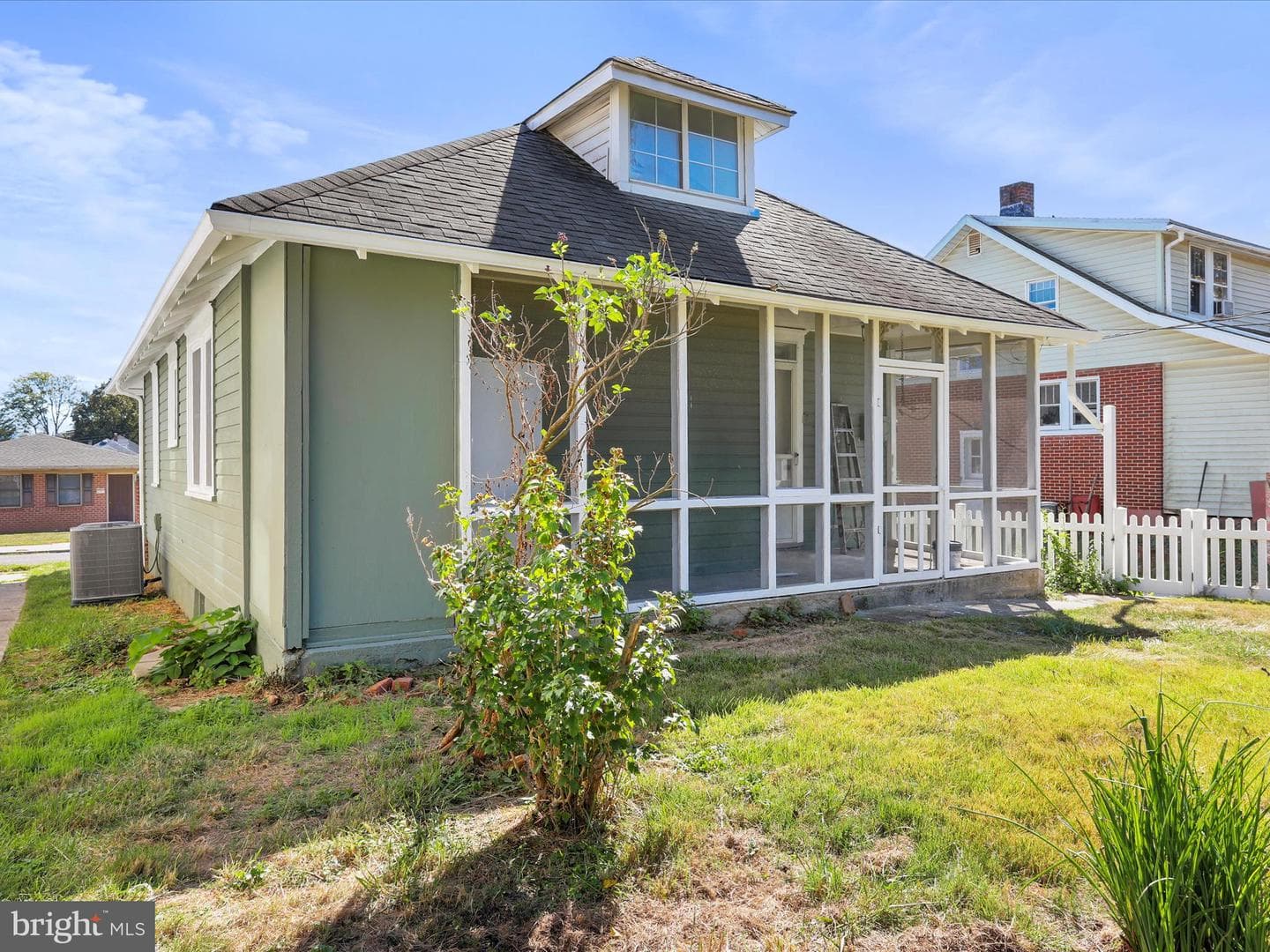 541 Guilford Avenue photo 25