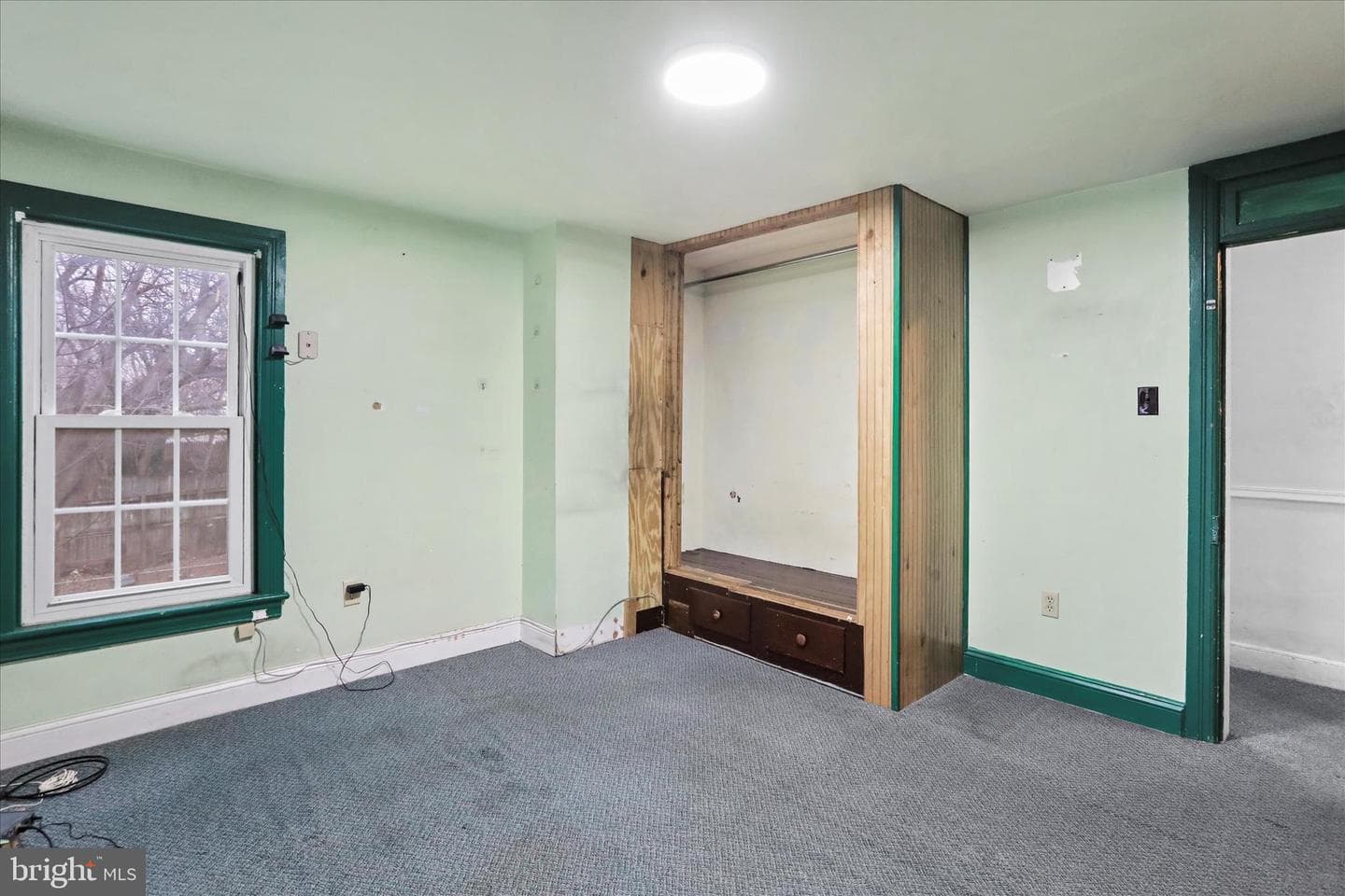 142 East Avenue photo 25