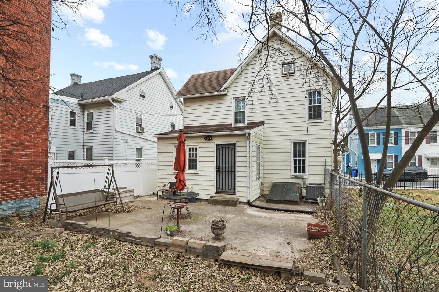 142 East Avenue photo 40
