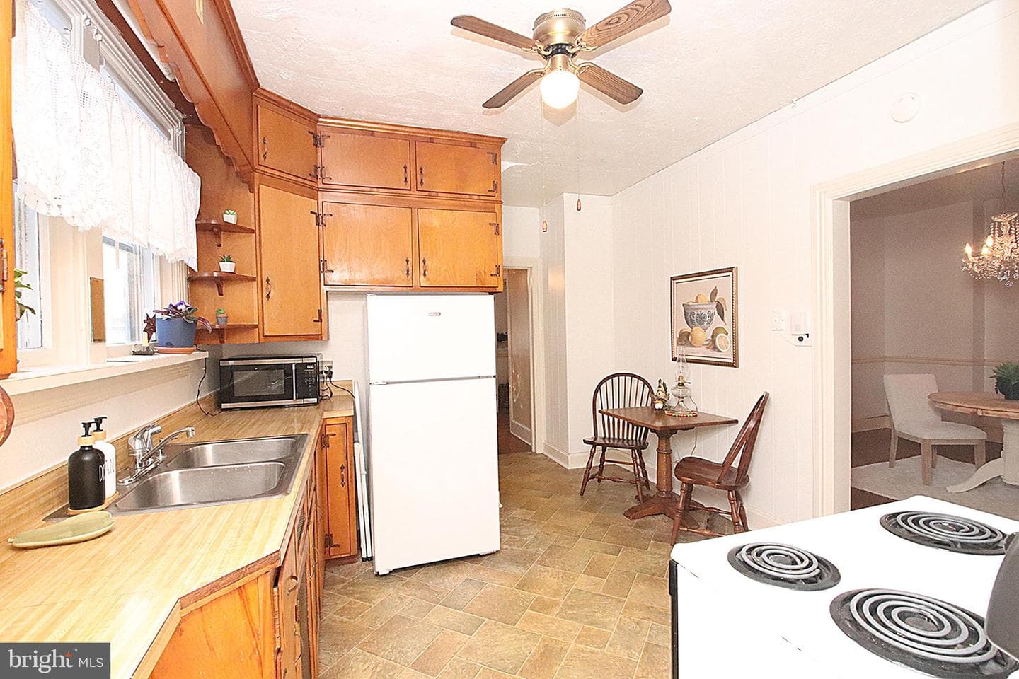 17832 Virginia Avenue photo 21