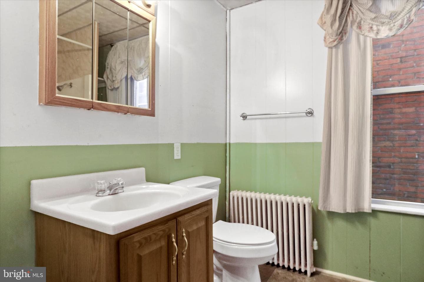 42 Fairground Avenue photo 11