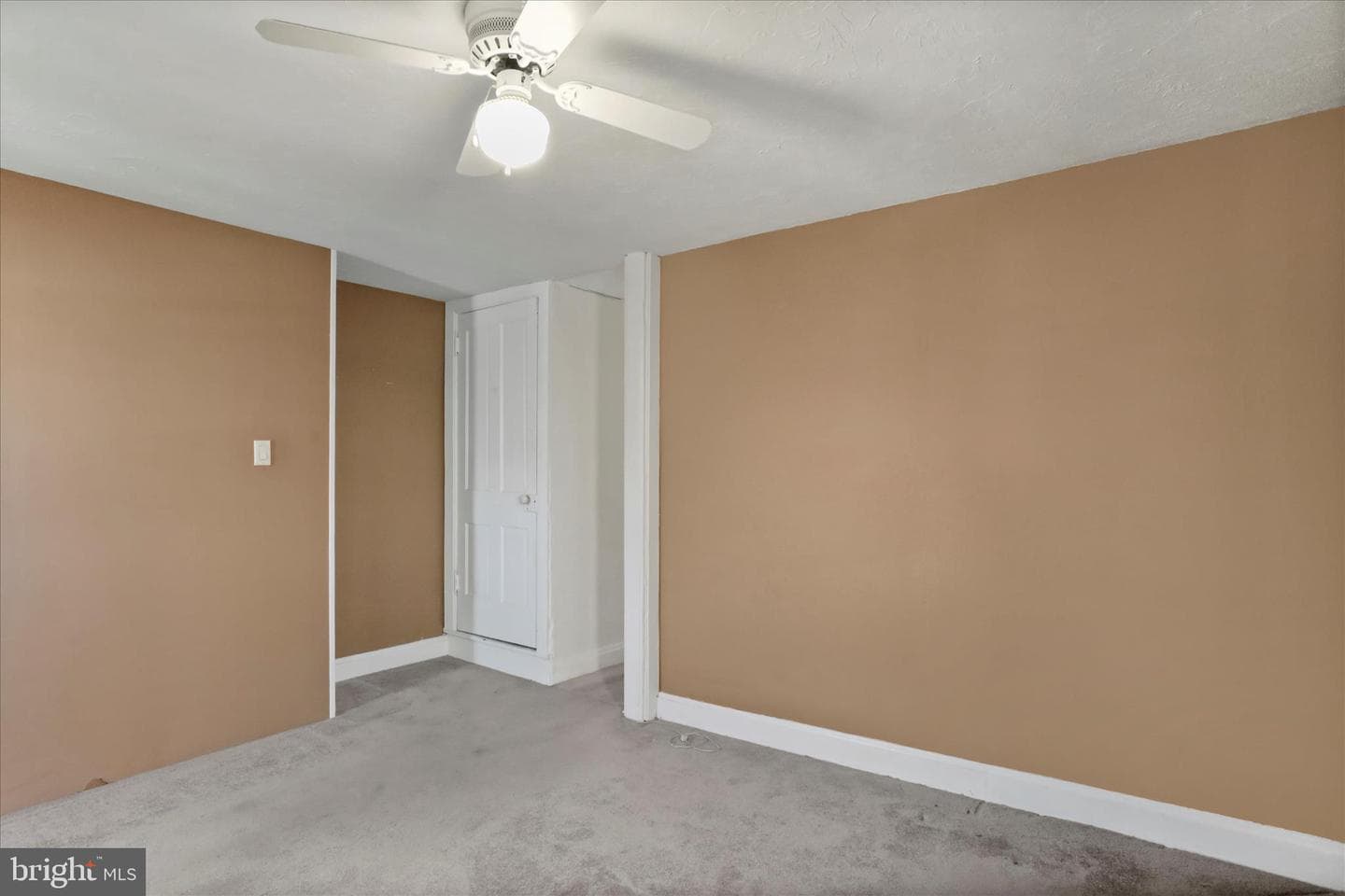42 Fairground Avenue photo 23
