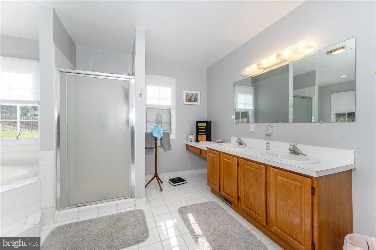 20102 Teakwood Drive photo 33