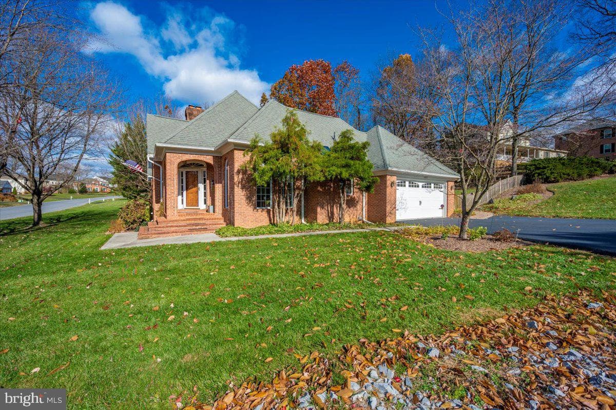 20102 Teakwood Drive photo 5