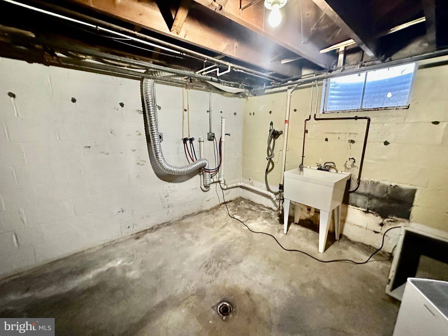939 View Street photo 21