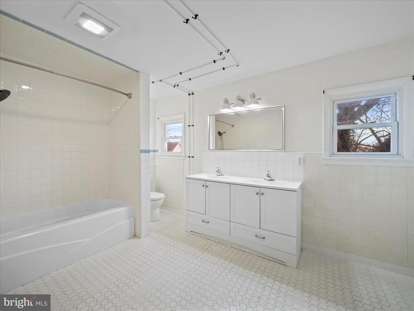133 Randolph Ave photo 20