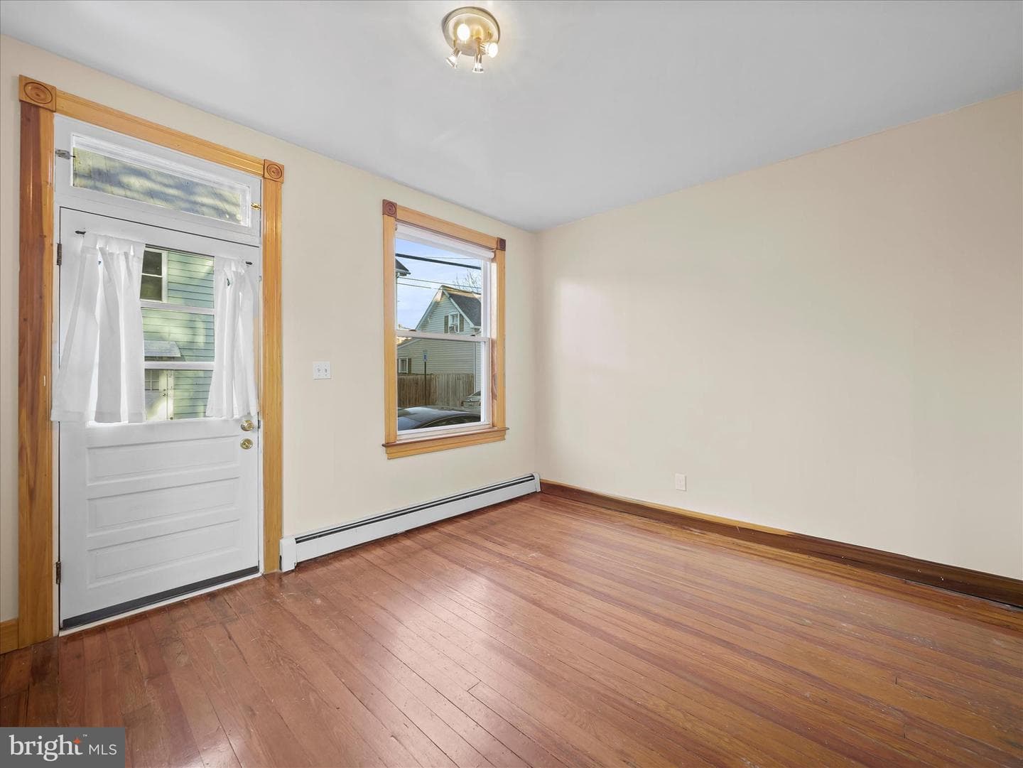 133 Randolph Ave photo 4