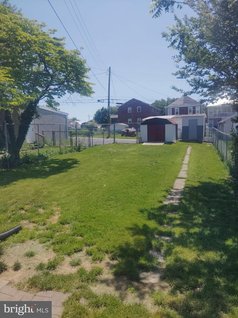 446 Stratford Avenue photo 21