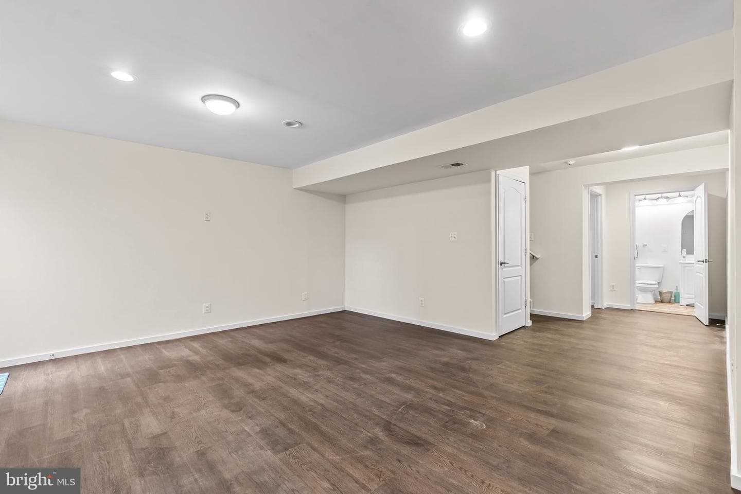 9401 Westenberger Drive photo 40