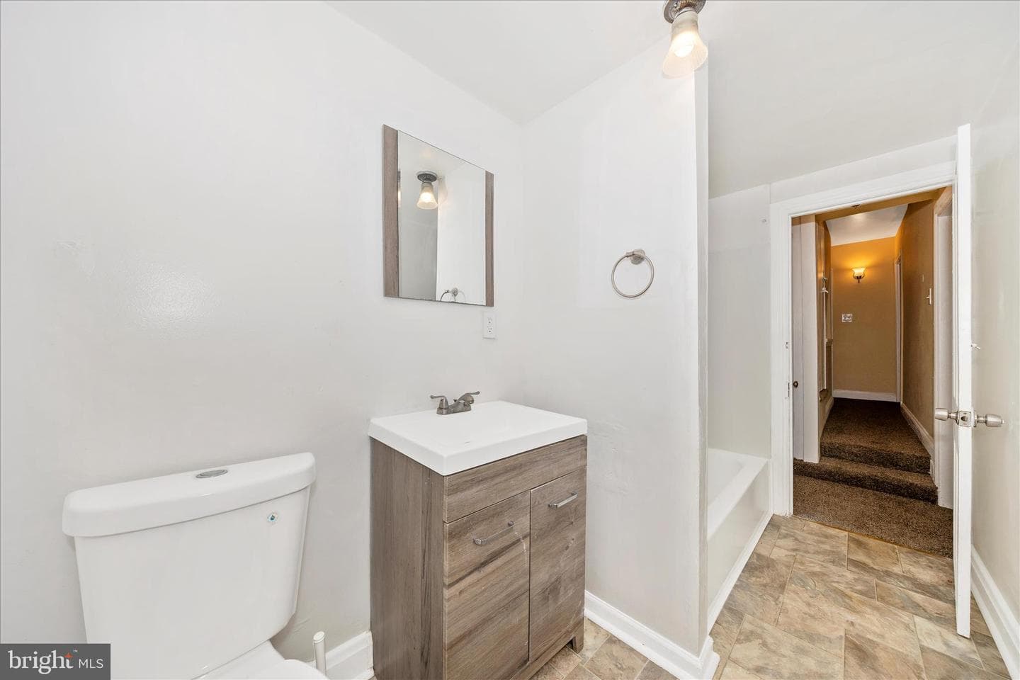 137 E Antietam Street photo 32