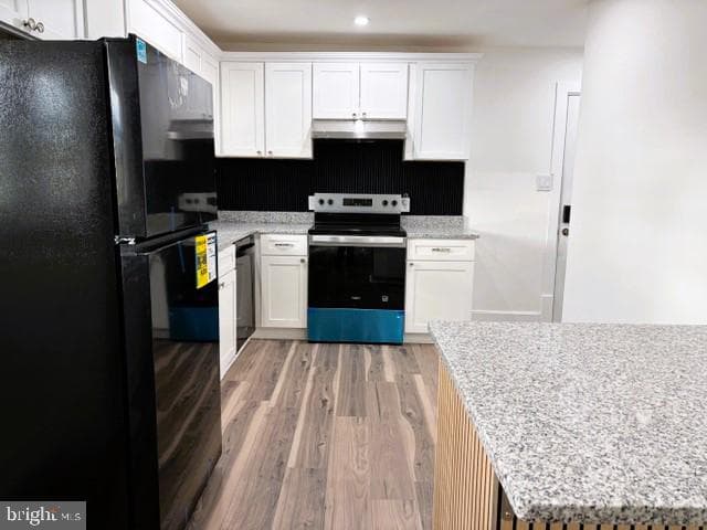 53 S Colonial Drive photo 3