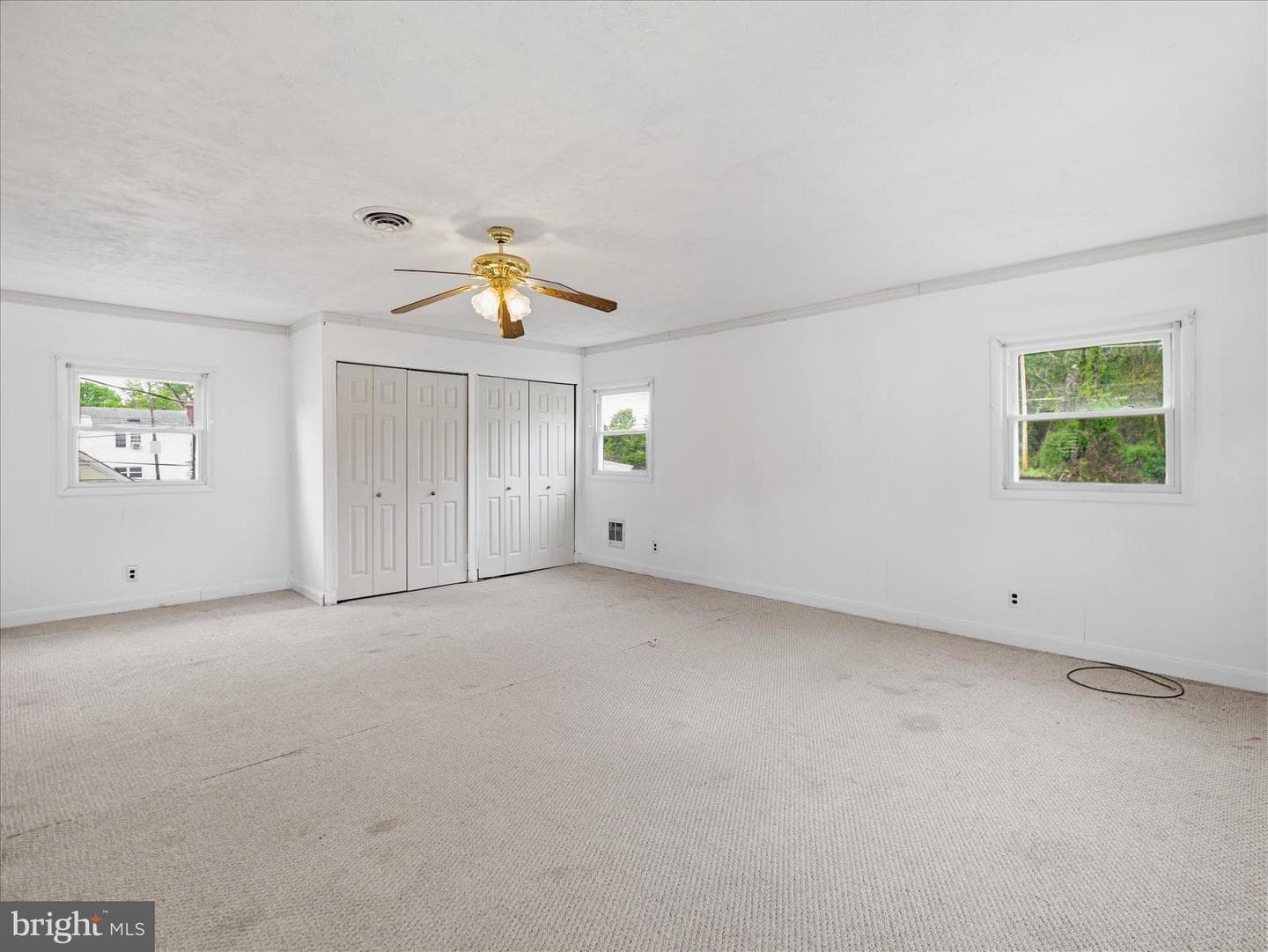 213 Belview Avenue photo 32
