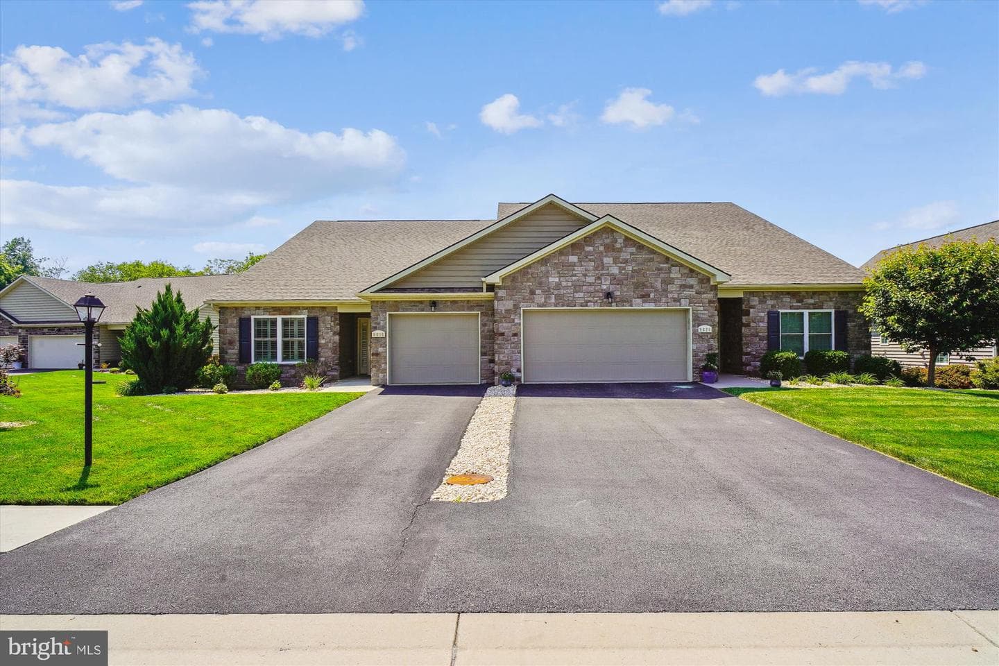 9616 Cobble Stone Court photo 2
