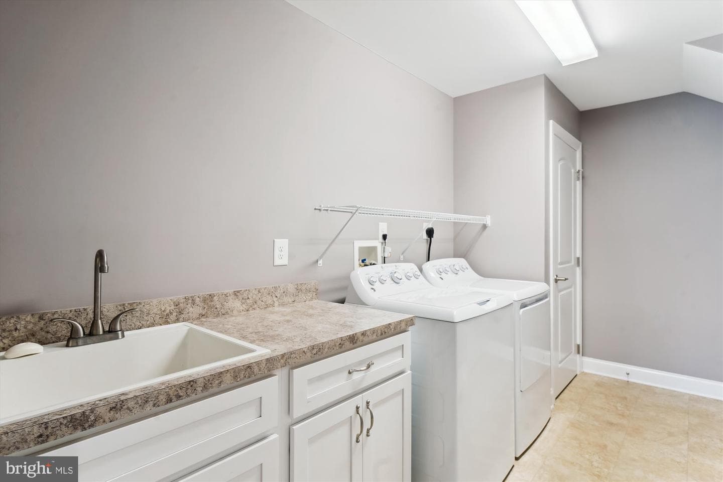 9616 Cobble Stone Court photo 29