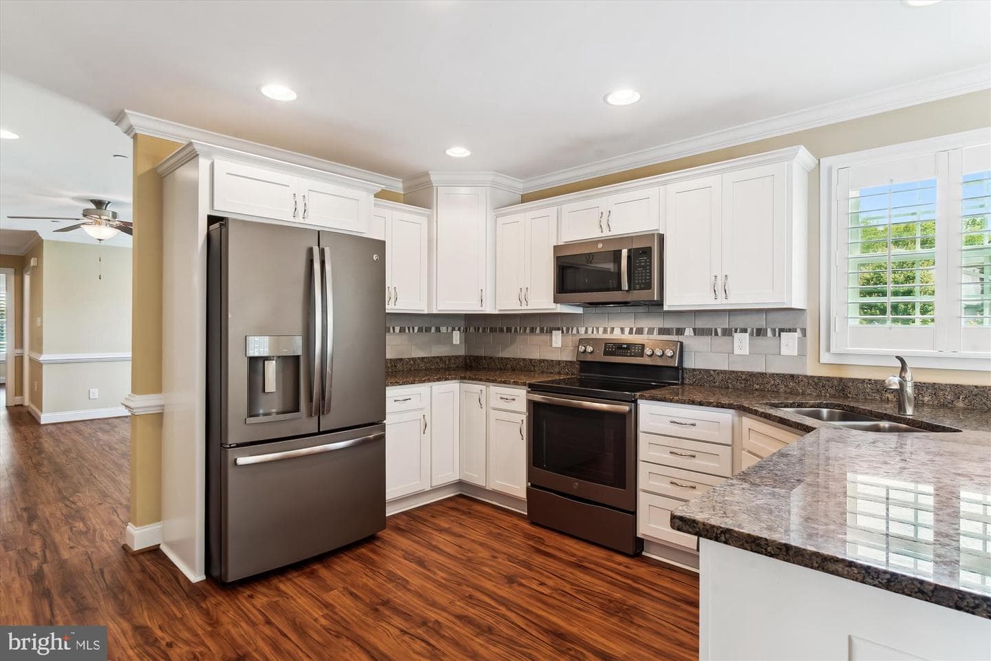 9616 Cobble Stone Court photo 6