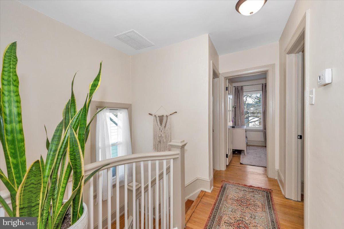 104 Cypress Street photo 24
