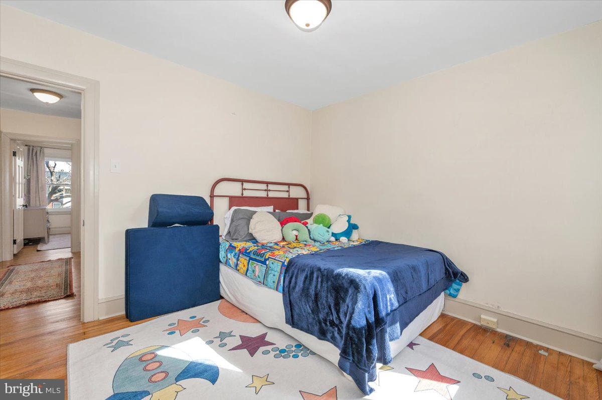 104 Cypress Street photo 30