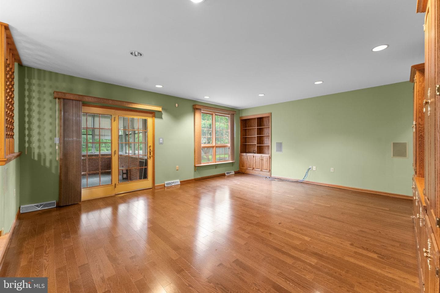 18903 Manchester Drive photo 20