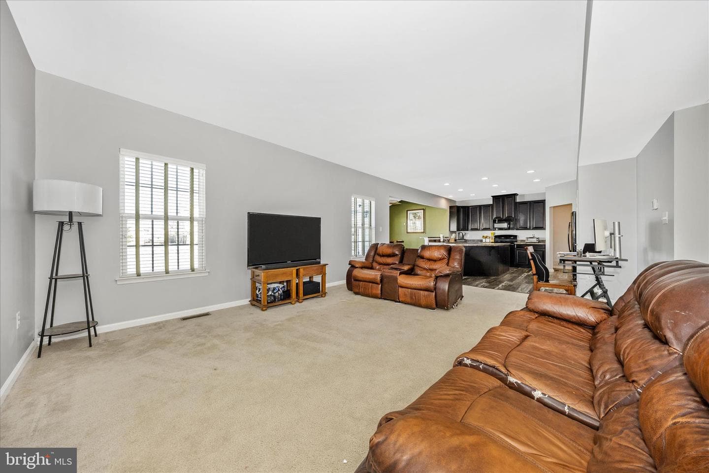 9427 Morning Dew Drive photo 4