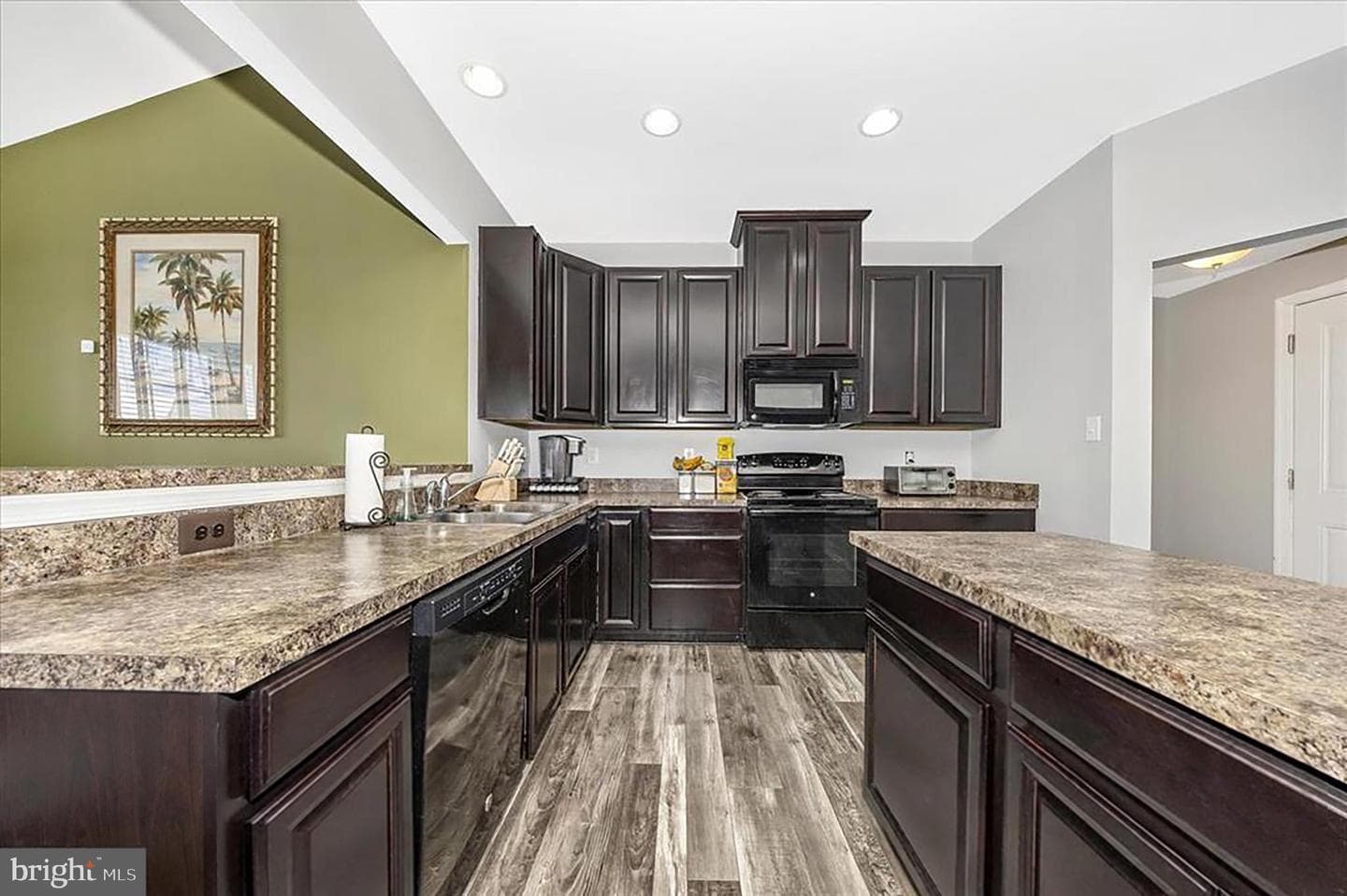 9427 Morning Dew Drive photo 6