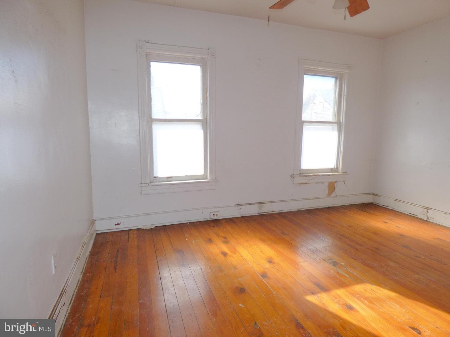 520 W Church Street photo 9