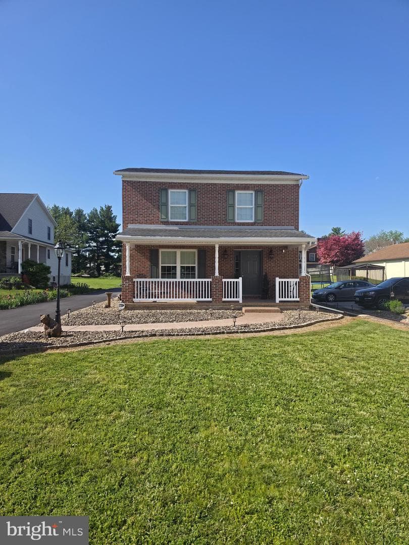 19327 Longmeadow Road photo 3
