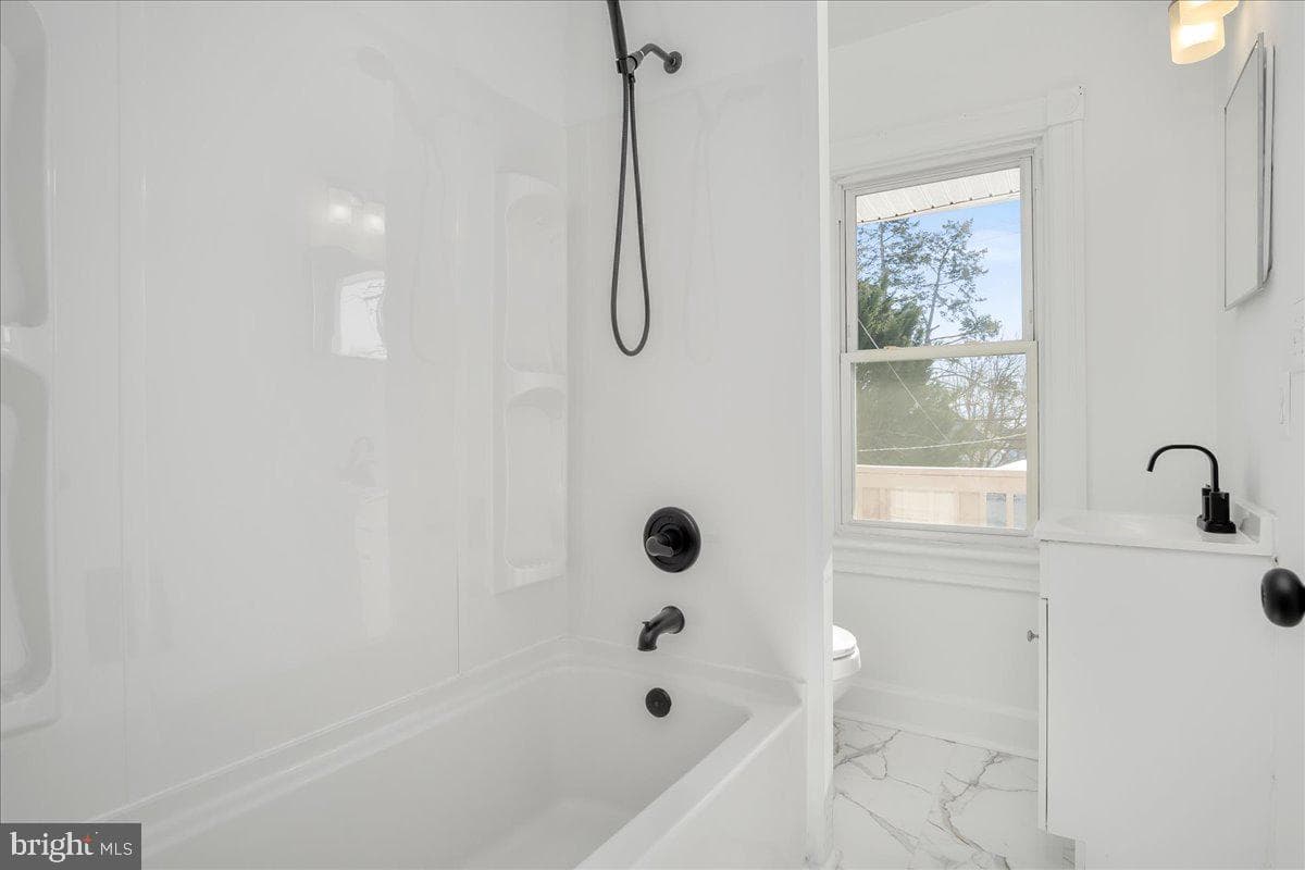838 Mulberry Avenue photo 16