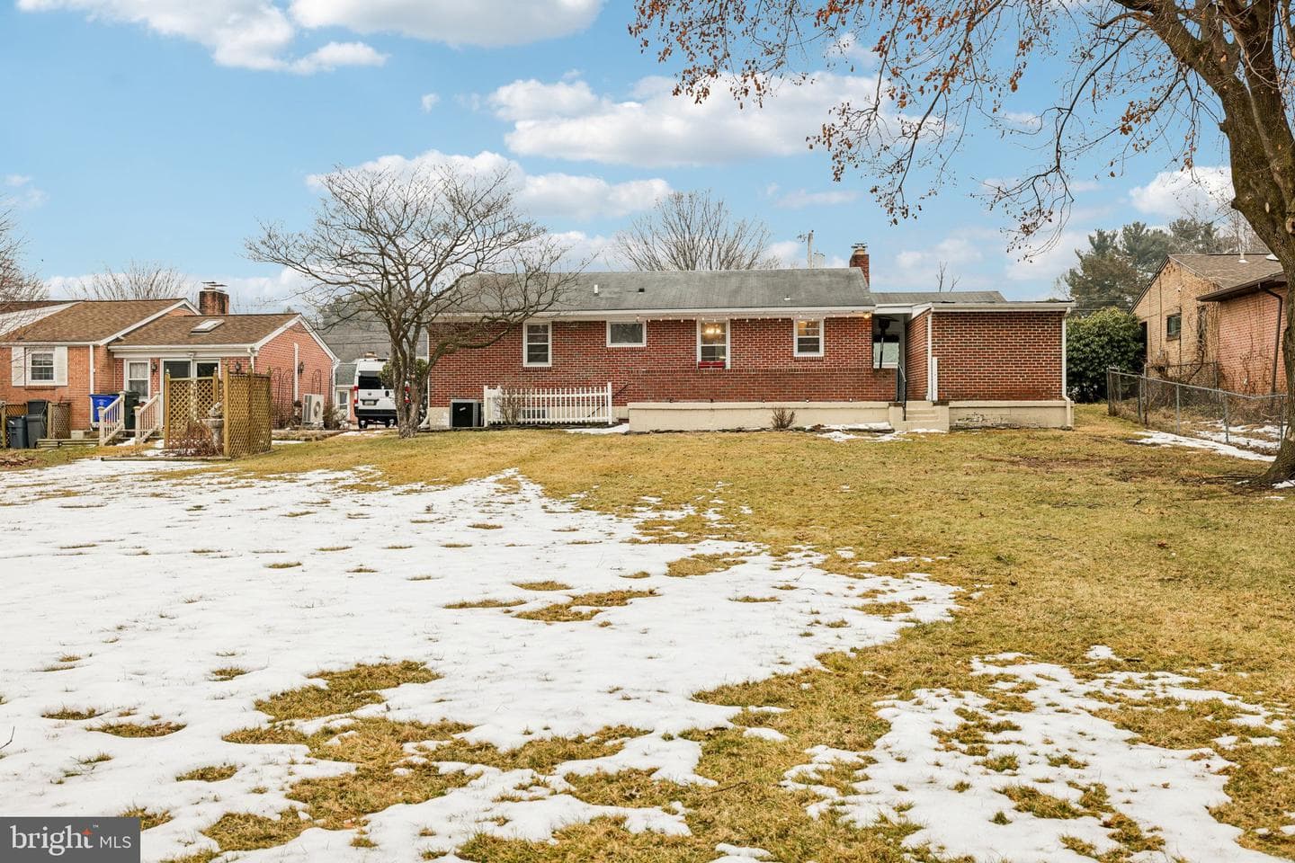 217 Woodpoint Avenue photo 36