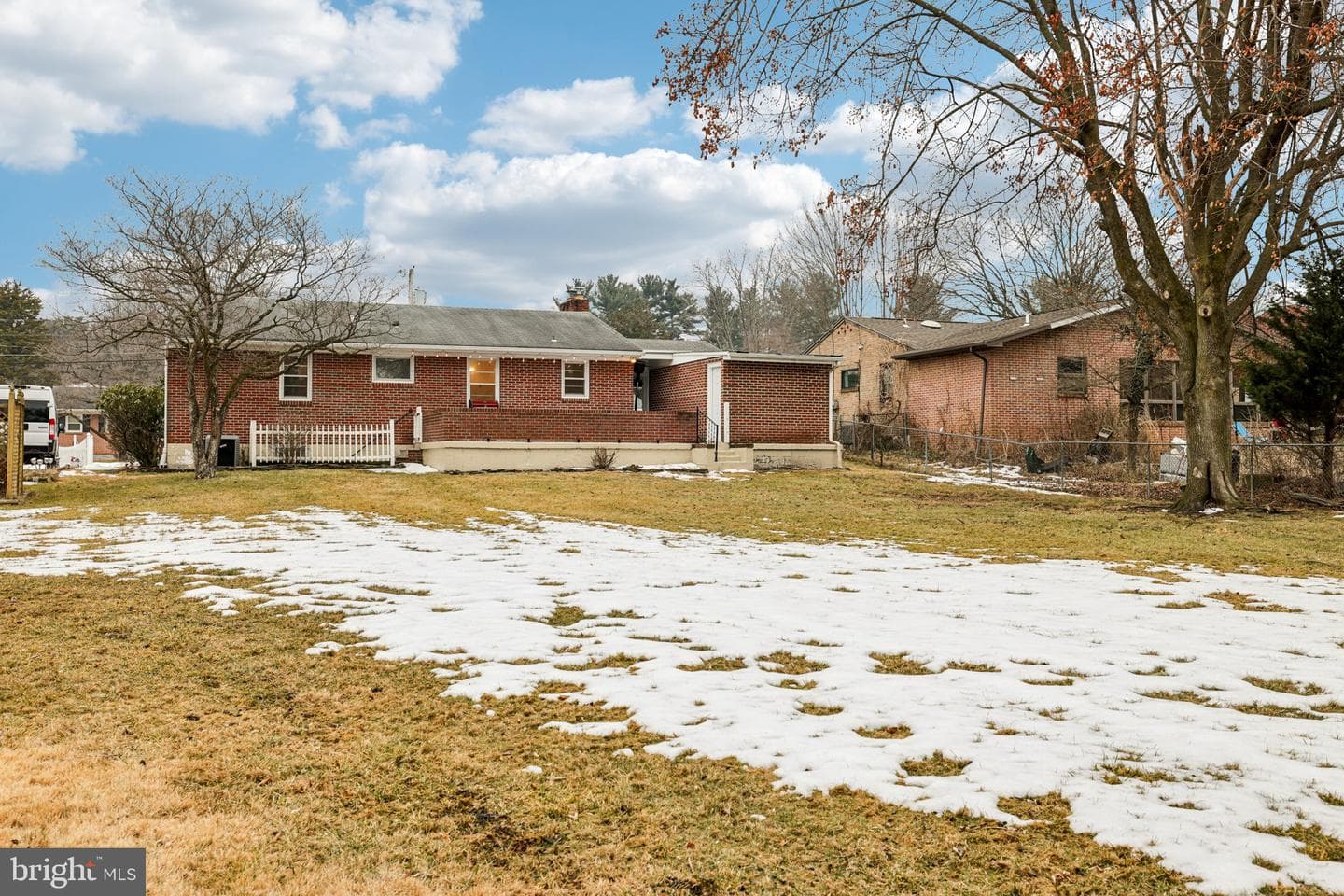 217 Woodpoint Avenue photo 39